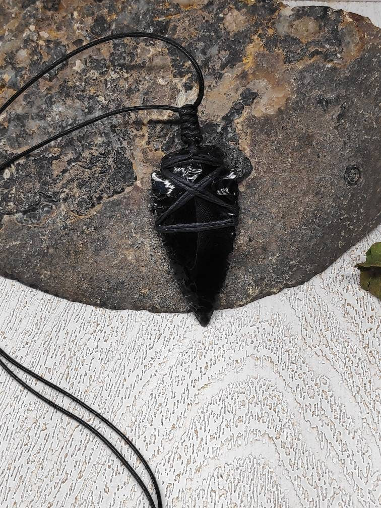 Raw Black Obsidian Arrowhead Pendant Necklace, Handmade Carved Crystal Arrowhead Necklace, Energy Protection Healing Crystal Pendant