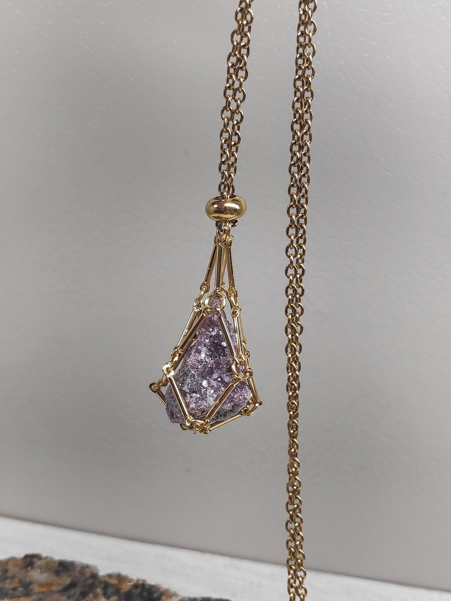 Natural Raw Lepidolite Necklace, Crystal Cage, Crystal Holder Pendant Necklace Lepidolite Pendant Gemstone Protection Healing Jewelry