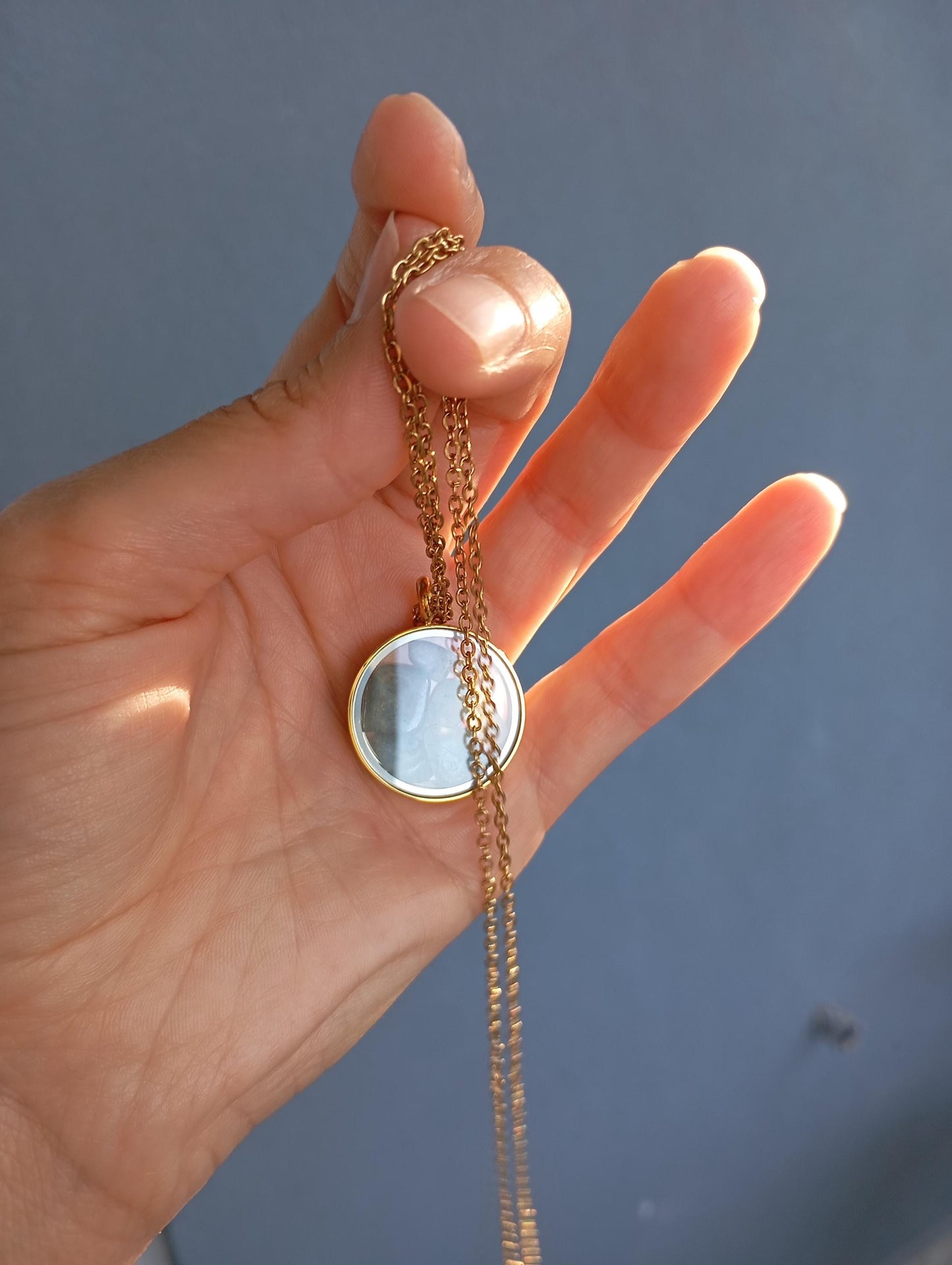 Natural Aquamarine Necklace, Healing crystal natural Gemstone Necklace in round glass locked Pendant