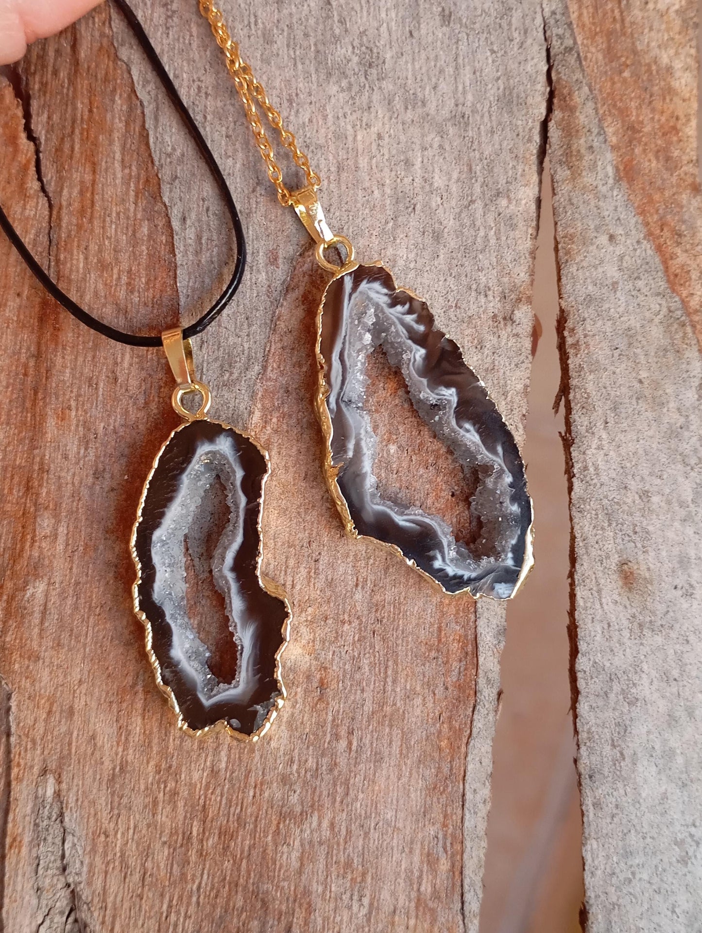 Lace Agate Black with white Druzy Geode slice Pendant Necklace Healing necklace, Bohemian Dainty Necklace for women Gemstone