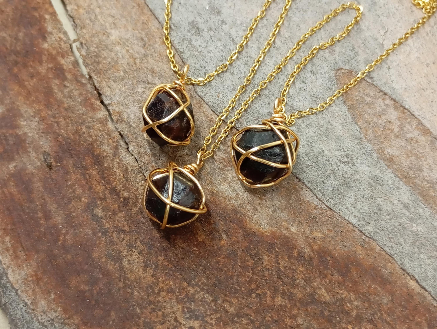 Raw round Garnet Pendant Necklace Handmade wire wrap, Healing Protection crystal, natural gemstone, Gift for woman