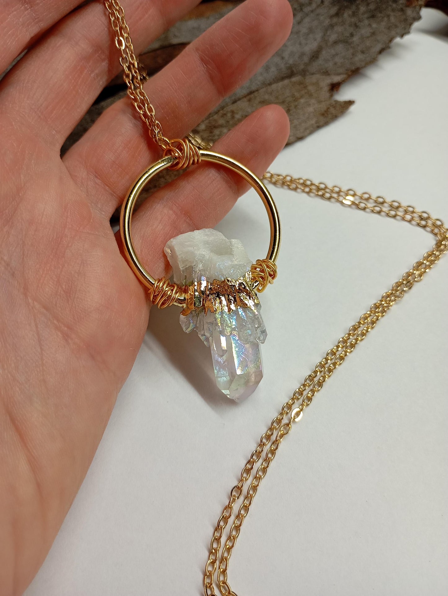 Aura clear Quartz Point Pendant Necklace, Raw Crystal cluster Healing Necklace, Chain necklace Crystal Pendant, Natural Gemstone, amulet