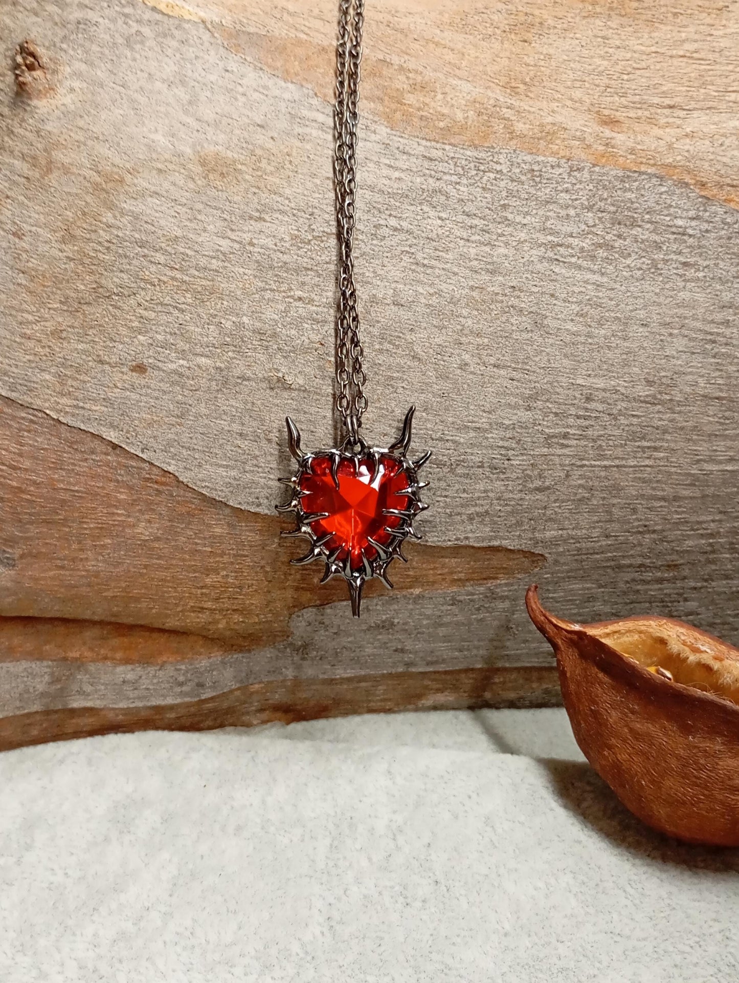 Thorn wrapped Red Heart pendant necklace, gun black plated chain Necklace, dark gothic party hip-hop, charm bohemian, gift for woman