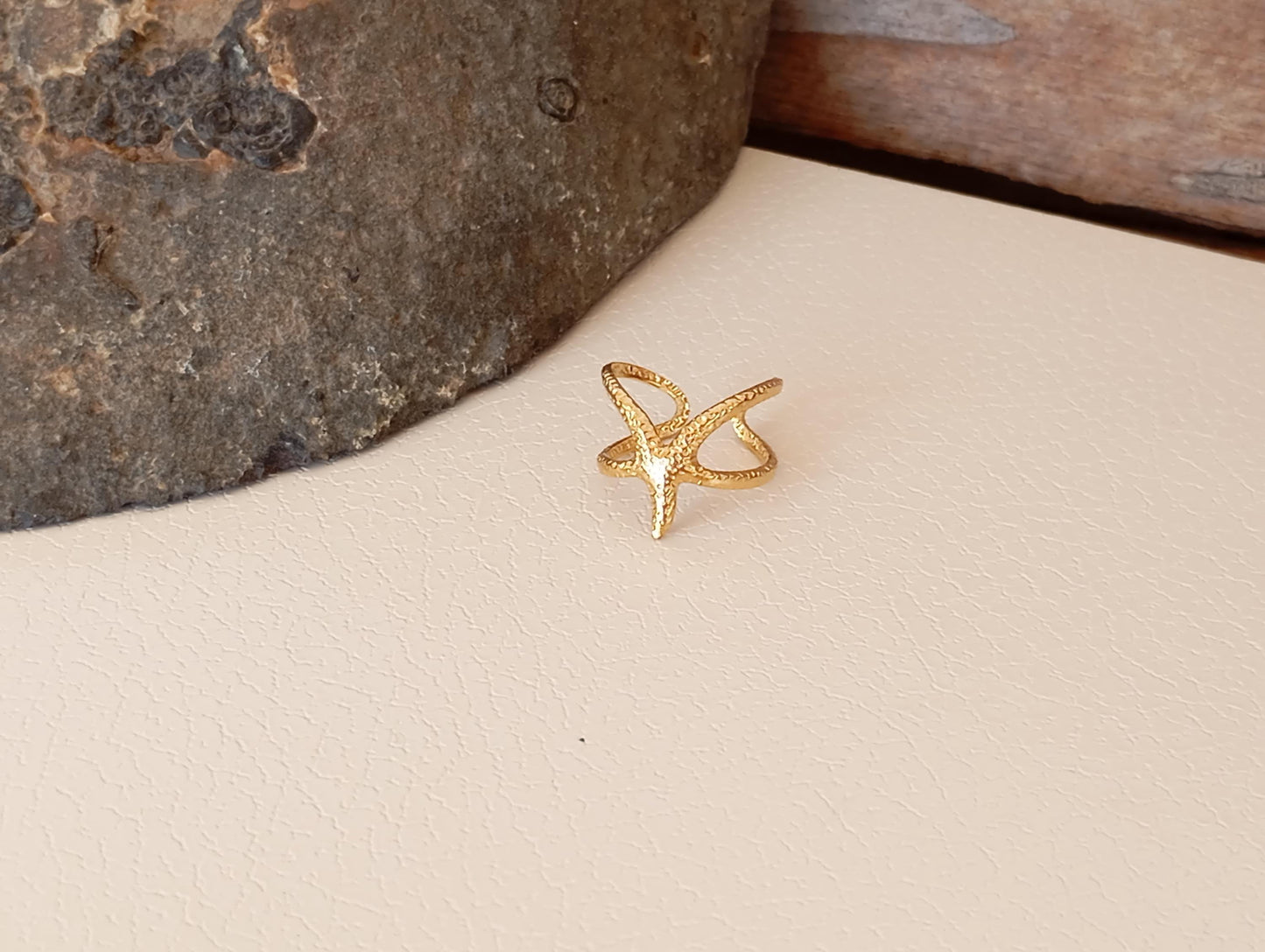 Adjustable Stainless Steel Starfish Rings – Ocean Inspired Open Band Ring in Gold or Silver – Beach Jewelry for Women, Sea Lover Gift