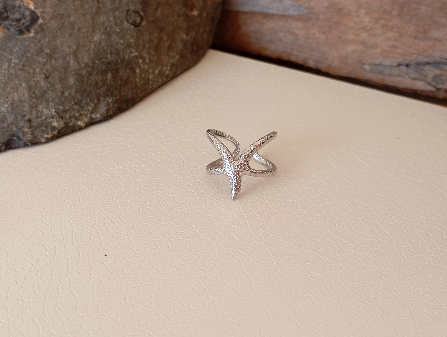 Adjustable Stainless Steel Starfish Rings – Ocean Inspired Open Band Ring in Gold or Silver – Beach Jewelry for Women, Sea Lover Gift