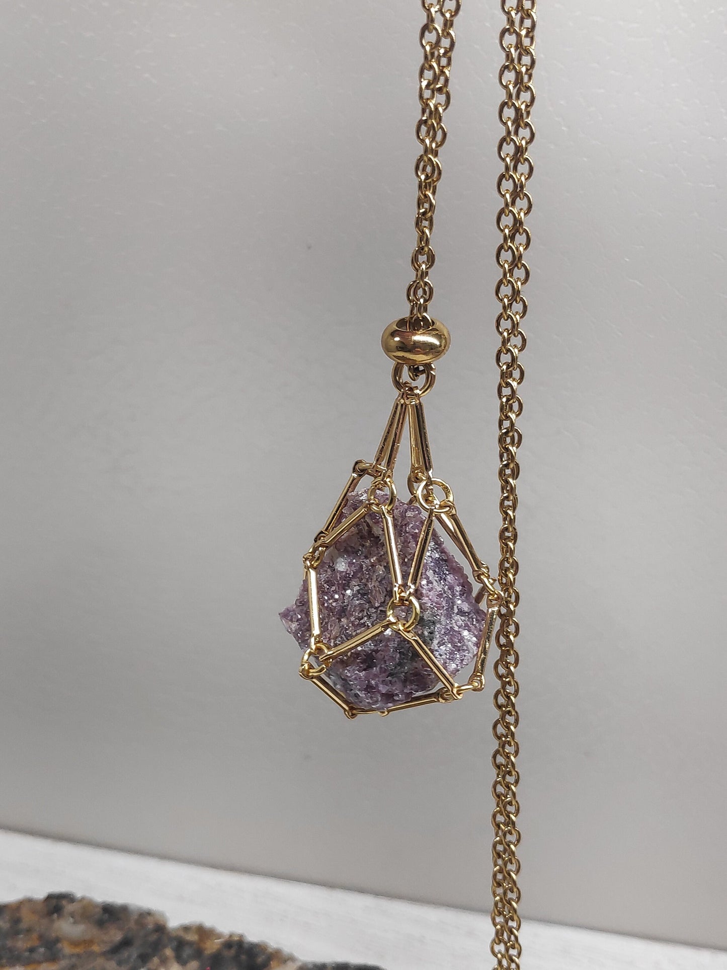Natural Raw Lepidolite Necklace, Crystal Cage, Crystal Holder Pendant Necklace Lepidolite Pendant Gemstone Protection Healing Jewelry