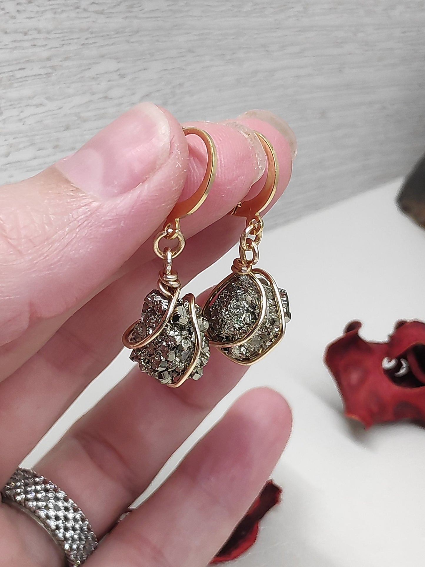 Natural Iron Pyrite Earrings, Healing Protection, Unique, Catching eye, Sparkly Dainty Elegant Evening Wedding Party Natural Gem Earrings