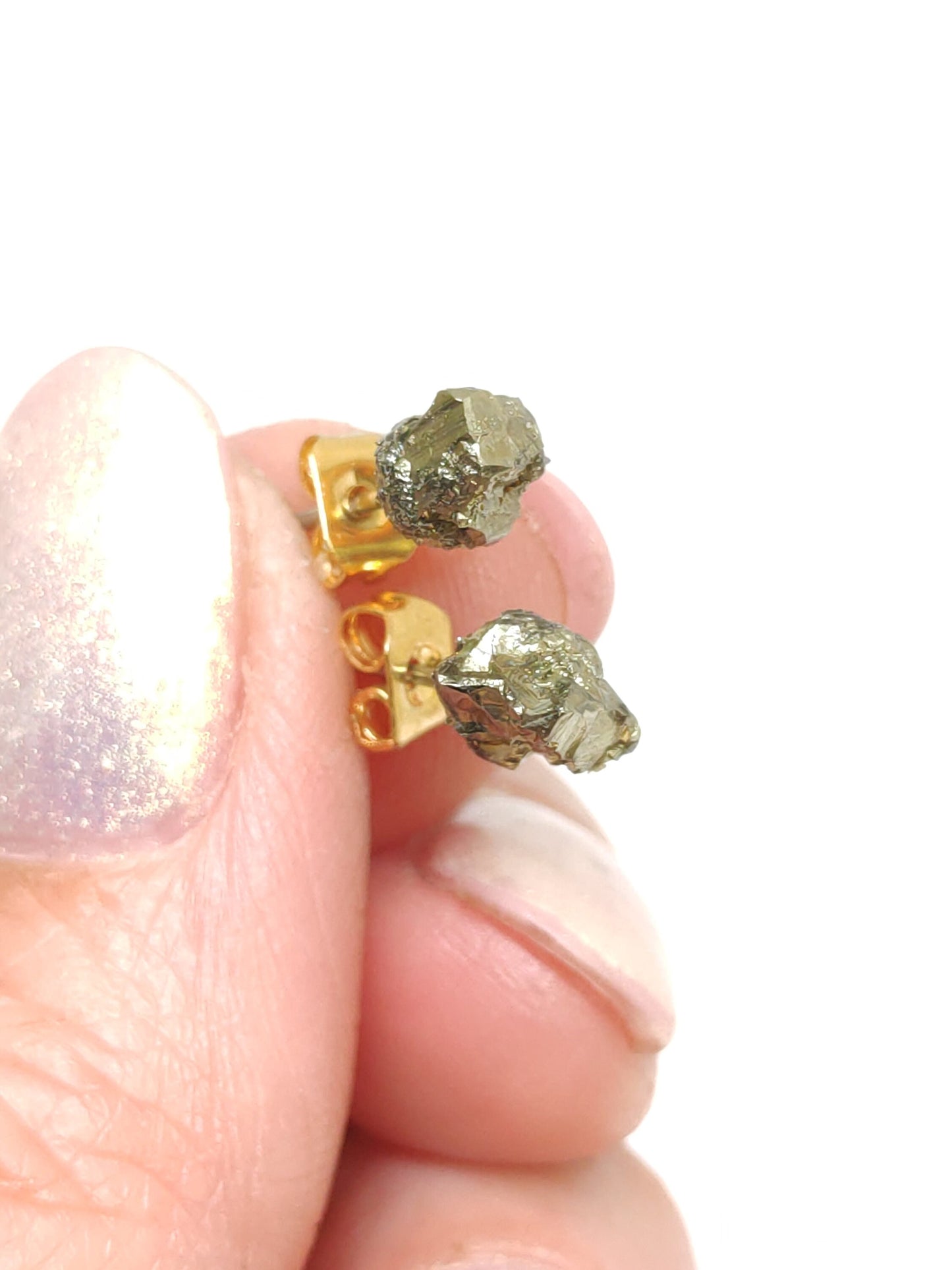 Raw Pyrite Stud Earrings, Healing earrings, Iron Pyrite Crystals earrings, tiny pyrite earrings, handmade dainty earrings, gemstone
