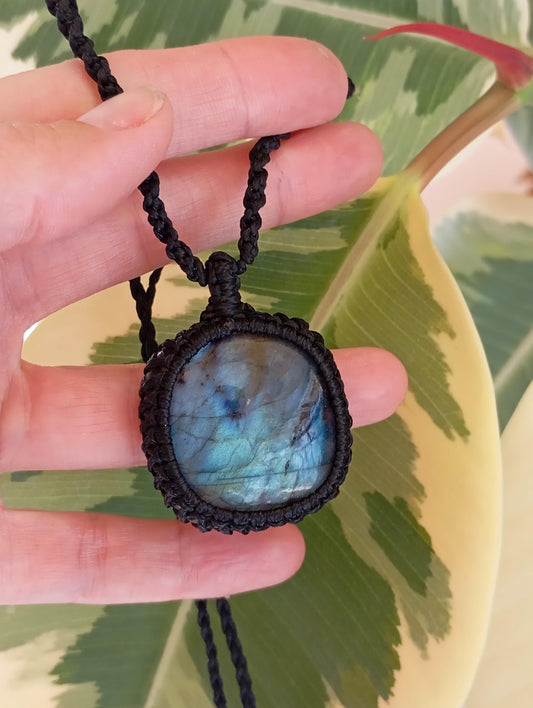 Labradorite square cabochon Pendant Necklace, handmade Macrame knotted, Natural Gemstone,Protection Healing Crystal, throat,third eye chakra