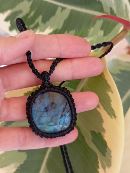 Labradorite square cabochon Pendant Necklace, handmade Macrame knotted, Natural Gemstone,Protection Healing Crystal, throat,third eye chakra