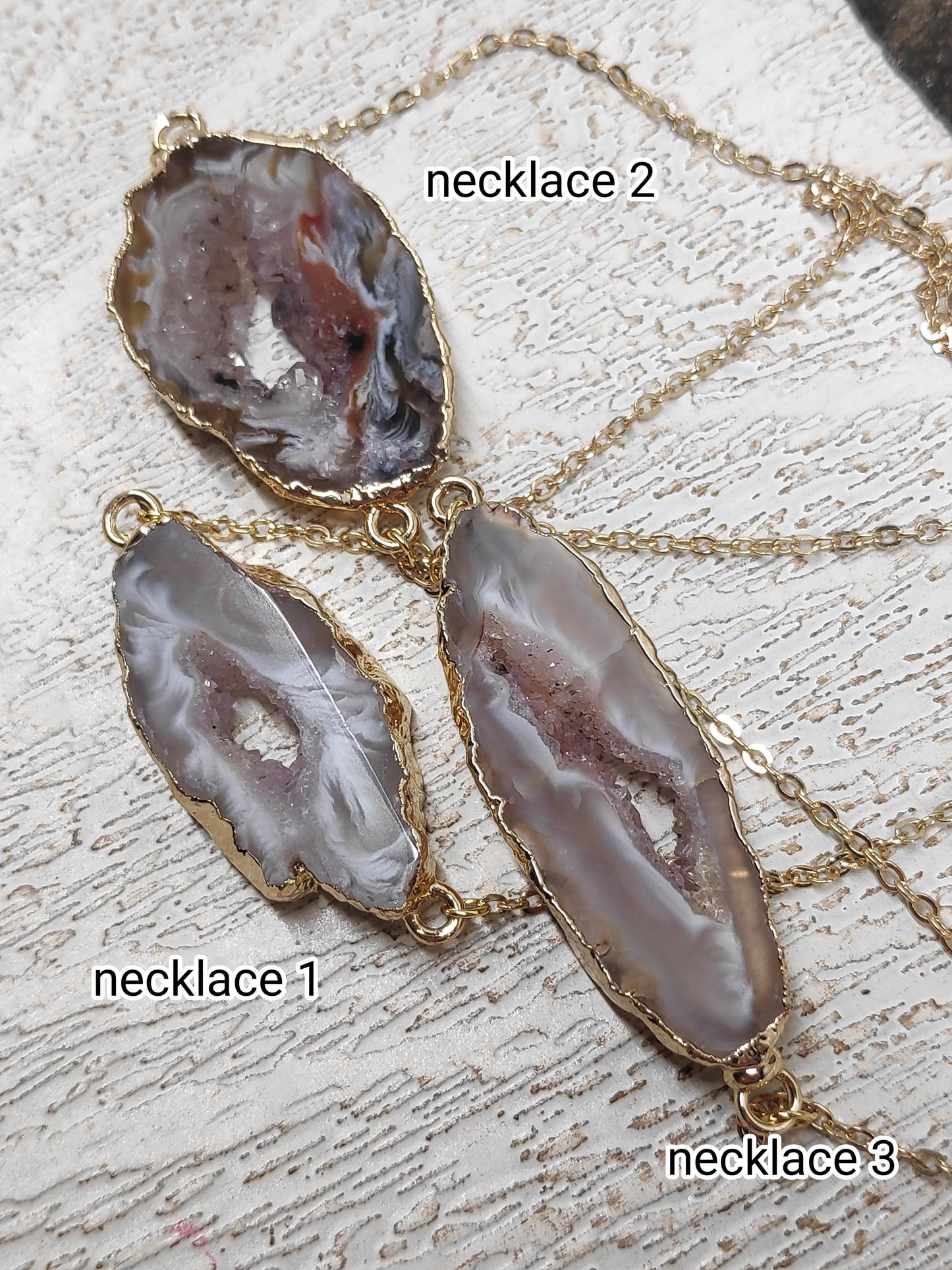 Raw Lace Agate slice Beautiful Geode, Druzy Pendant Necklace Healing, Gorgeous Elegant Dainty Necklace for women Gemstone