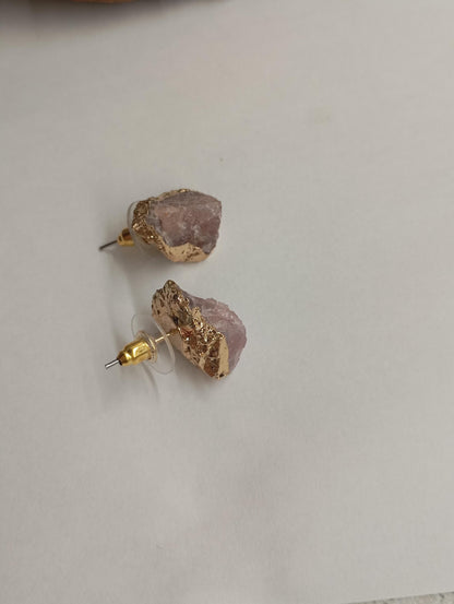 Strawberry quartz Stud Earrings, gold plated pink gemstone irregular,  Healing Earrings, wedding, party, bohemian exquisite
