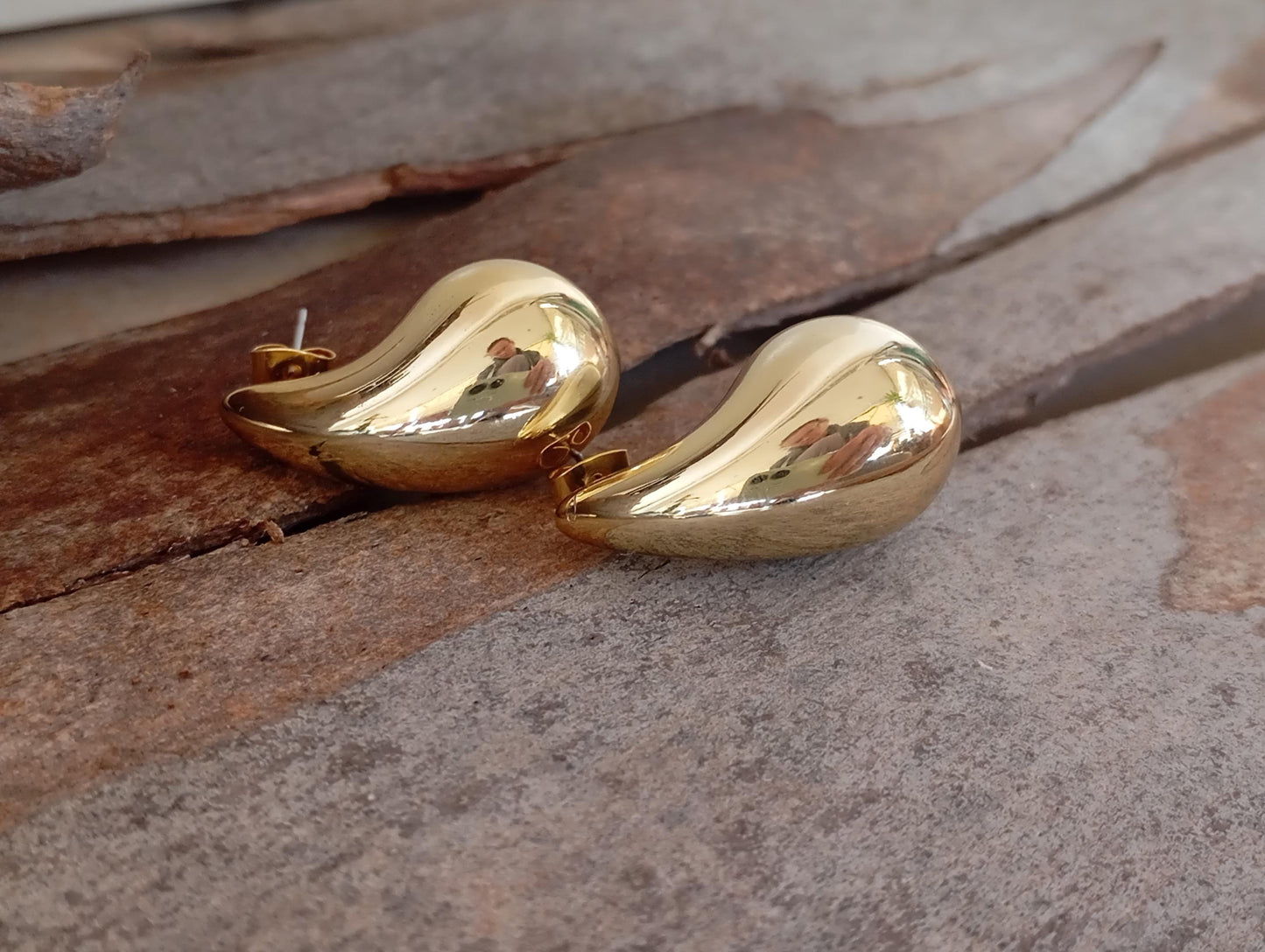 Drop shape studs earrings, bold, fashion design Earrings, Minimalist, Geometric, Party, Daily, Dainty Elegant earrings for jewellery lovers