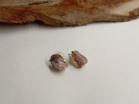 Strawberry quartz Stud Earrings, gold plated pink gemstone irregular,  Healing Earrings, wedding, party, bohemian exquisite