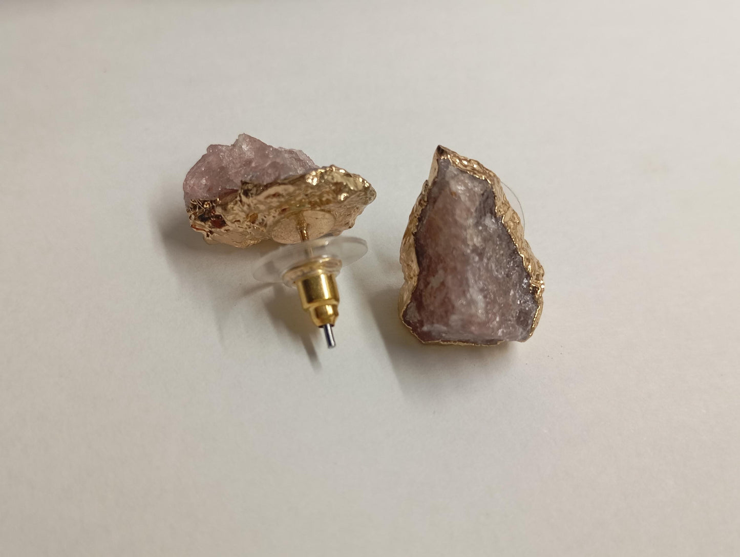 Strawberry quartz Stud Earrings, gold plated pink gemstone irregular,  Healing Earrings, wedding, party, bohemian exquisite